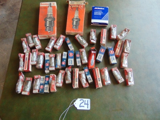 Large Lot Of Various New Old Stock Spark Plugs