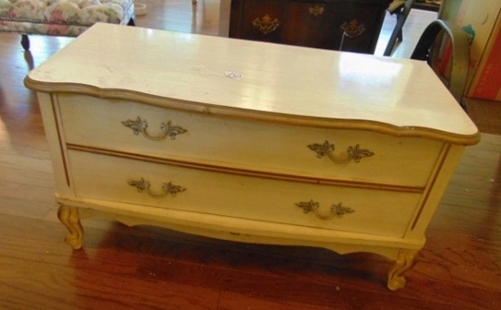 Vtg Bonnet By Sears French Provincial Storage Chest Made (local Pick Up Only )
