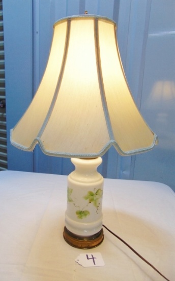 Vtg Mid Century Hand Painted Milk Glass & Brass Table Lamp