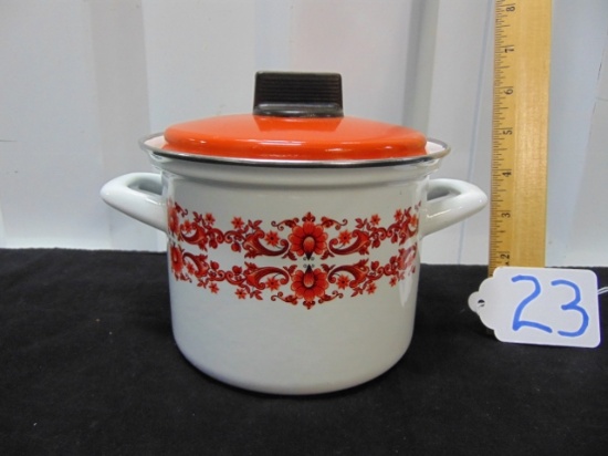 Vtg 1960's Austria Email Enameled 1 Quart Pot W/ Lid