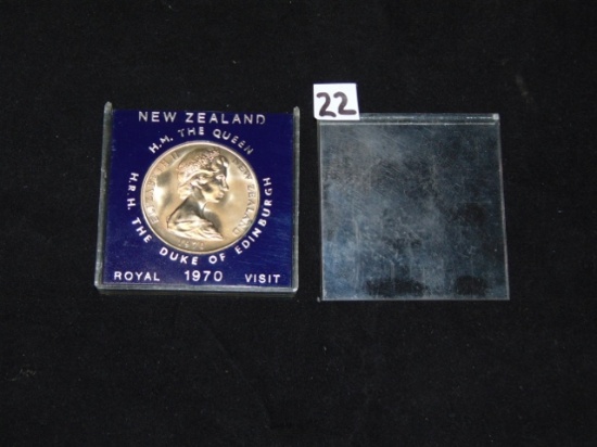 1970 New Zealand 1 Dollar Royal Visit Mount Cook Commemorative Coin