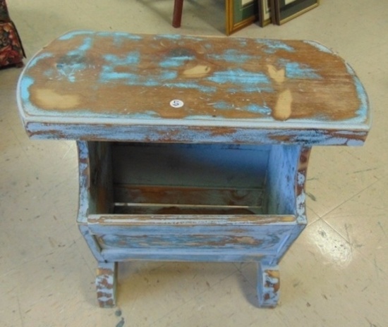 Vtg Solid Knotted Pine Wood Distressed End Table W/ Magazine / Newspaper Storage