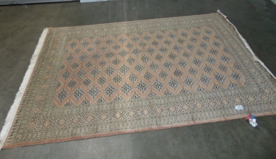 Vtg Hand Knotted 100% Wool Area Rug  (LOCAL PICK UP ONLY)