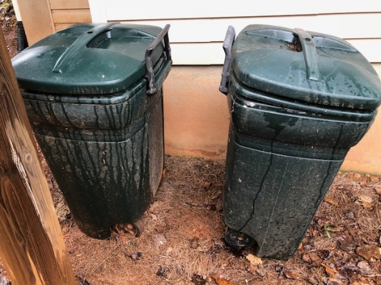 2 Large Rubbermaid Rolling Trash Cans With Locking Lids ( Local Pick Up Only )