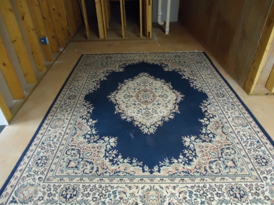 Large Wool Area Rug Measures 124" X 95" ( Local Pick Up Only )