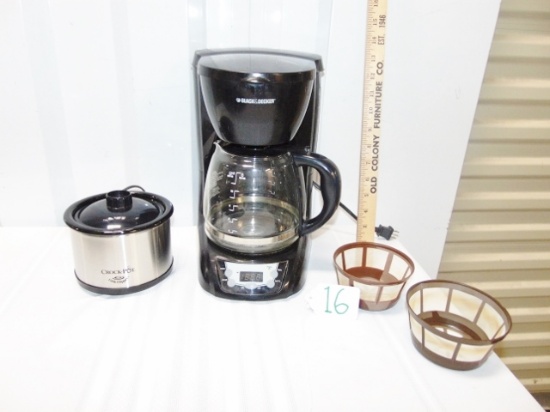 Little Dipper Crock Pot & A Black And Decker Coffee Maker