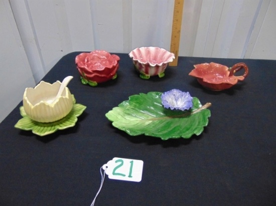 Set Of 5 Botanical Designed Ceramic Serving Items