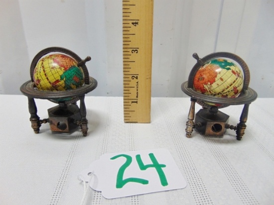 2 Vtg World Globe Pencil Sharpeners