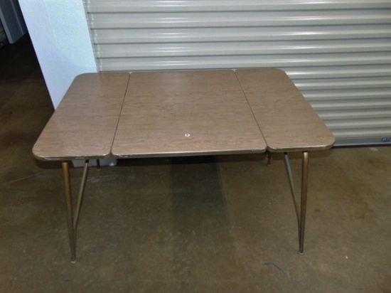 Vtg 1950s Formica Top Double Drop Leaf Kitchen Table (LOCAL PICK UP ONLY)