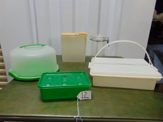 Tupperware & Other Plastic Containers