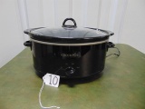 Large 7 Quart Gently Used Oval Crock Pot / Slow Cooker Model S C V700-82