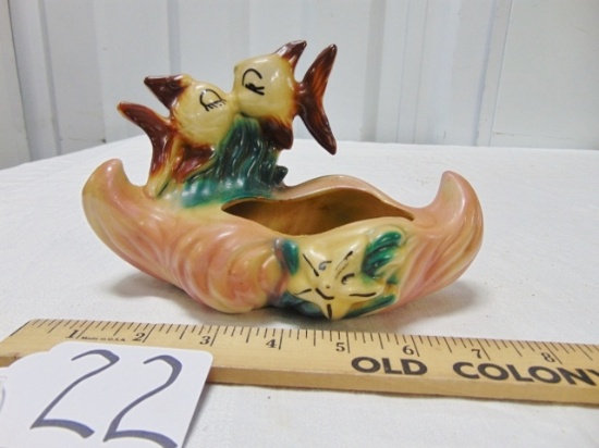 Vtg Mid Century Porcelain Planter W/ Kissing Fish & A Star Fish