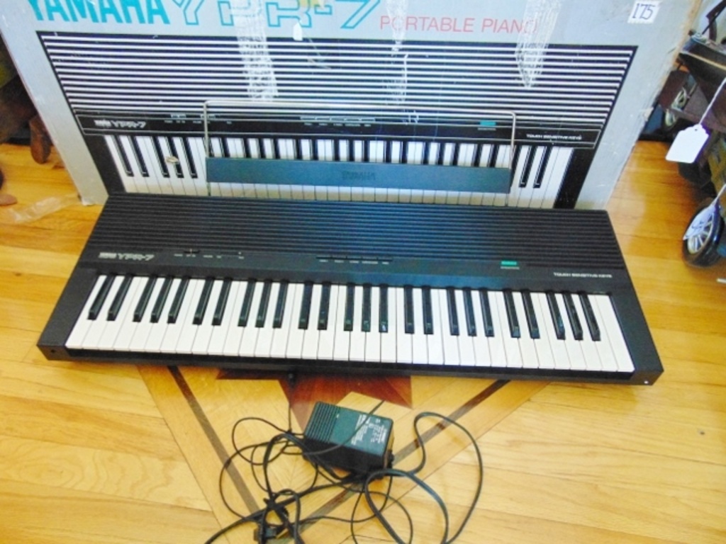 Yamaha Y P R - 7 Sixty One Note Portable Piano Keyboard | Estate & Personal  Property Personal Property | Online Auctions | Proxibid