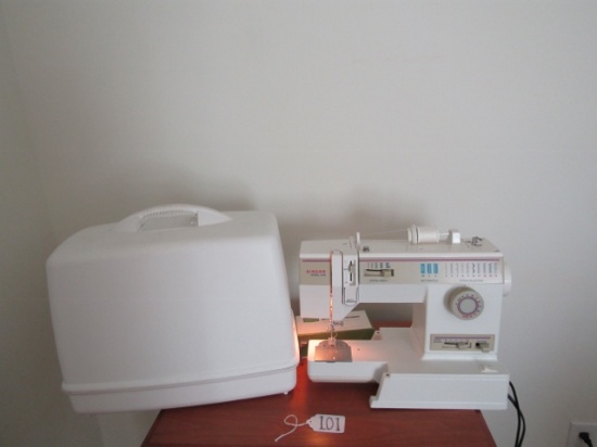 Singer Model 9410 Portable Sewing Machine W/ Case (Local Pick Up Only)
