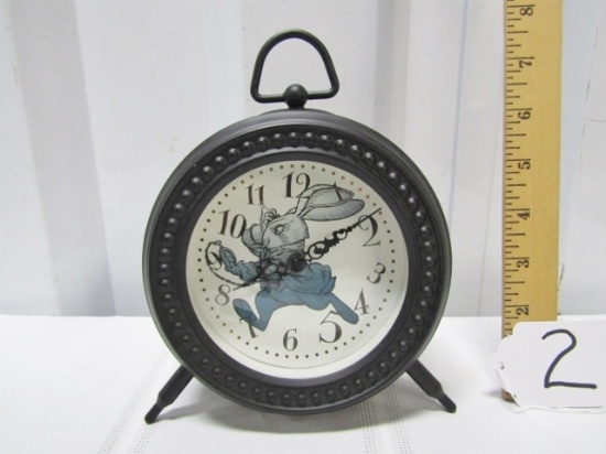 Alice In Wonderland Quartz Clock Featuring The White Rabbit On Face