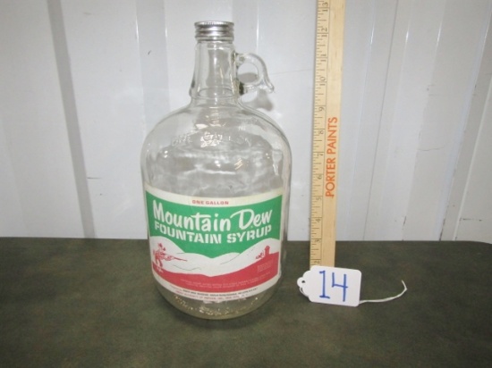 Vtg One Gallon Glass Mountain Dew Syrup Finger Jug