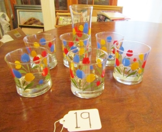 Vtg Set Of 6 Tumbler Glasses W/ Bright Florals And 1 Tea Glass That Matches
