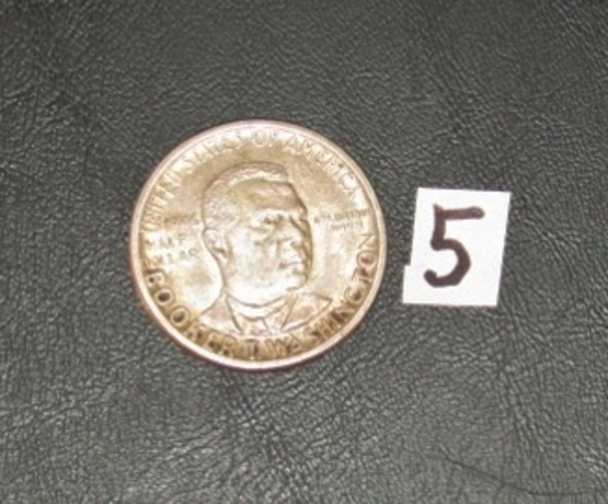 1946 Booker T. Washington U S Commemorative Silver Half Dollar