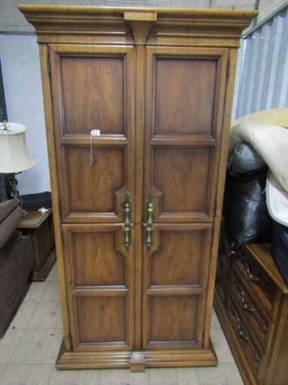 Very Nice Henredon Wardrobe Armoire Chest Of Drawers  LOCAL PICK UP ONLY