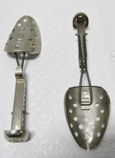 2 Vtg Metal Shoe Adjustable Stretchers