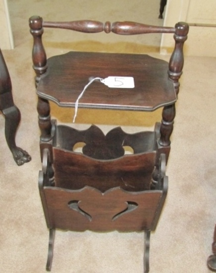 Vtg Mahogany Table W/ Double Sided Magazine Racks  (LOCAL PICK UP ONLY)