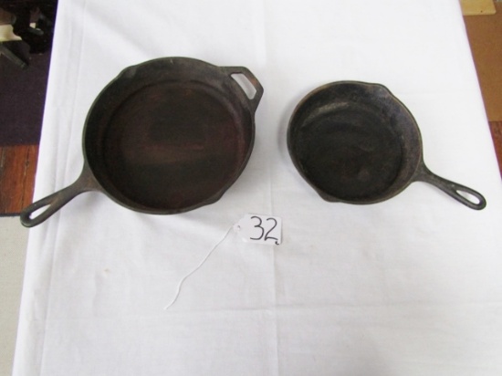 Vtg Lodge Cast Iron 10 1/2" Skillet And A 8" Cast Iron Skillet