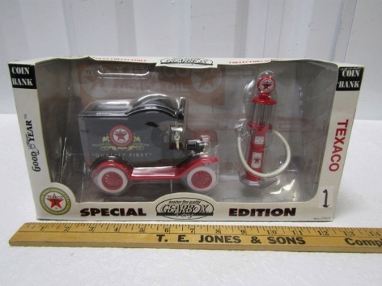 N I B 1999 Gearbox Toys Special Edition Texaco Truck Bank And Visible
