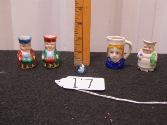 4 Vtg Miniature Toby Mugs And A Small Glass Swan