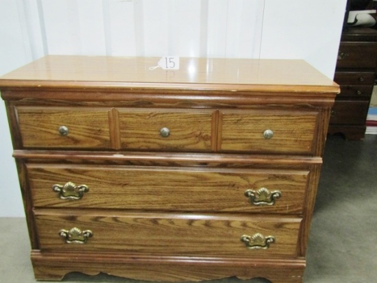 Modern Wood Lamenated 3 Drawer Chest Of Drawers (LOCAL PICK UP ONLY)