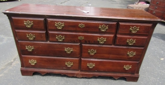 Vtg Solid Cherry Wood Chest Of Drawers By Kincaid (NO SHIPPING)