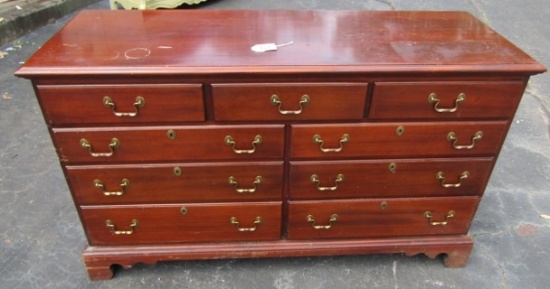 Vtg Solid Mahogany Link - Taylor Heirloom Dresser (NO SHIPPING)