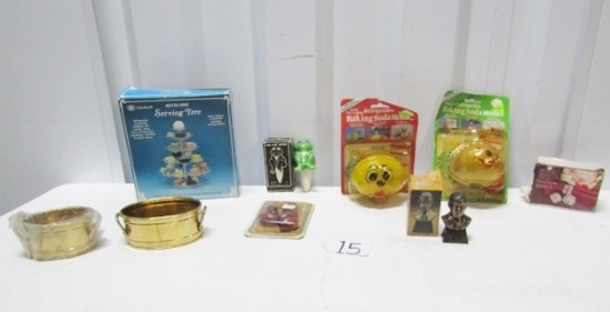 Nice Miscellaneous Lot: Serving Tree, Ceramic Frog Plant Waterer, 2 Baking
