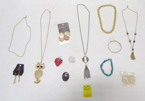 Nice Lot Of Costume Jewelry, Mostly Sarah Coventry