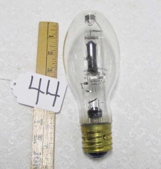 General Electric 100 Watt Mercury Vapor Light Bulb H100a38-4