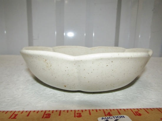 Vtg Mccoy Pottery Bowl Marked 7528 U S A