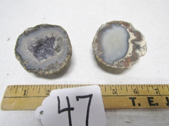 2 Geode Halves