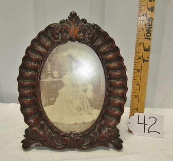 Vtg Carved Mahogany Frame W/ Photo Copy Picture