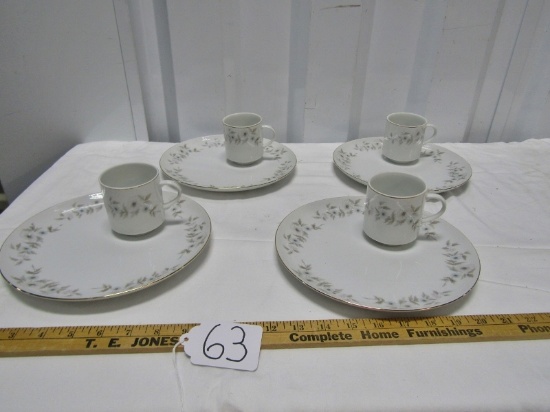 4 Sets Of Porcelain Plates And Cups