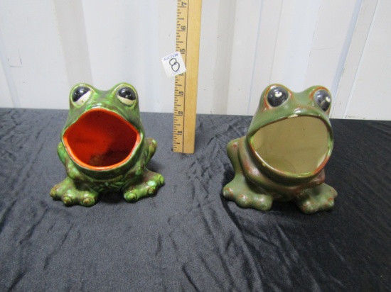 2 Hand Made Ceramic Frog Sink Scrubbing Pad Holders