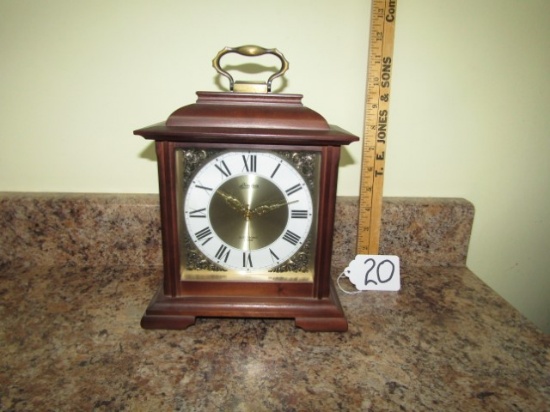 Vtg Linden Mantle Clock W/ Electric Chime