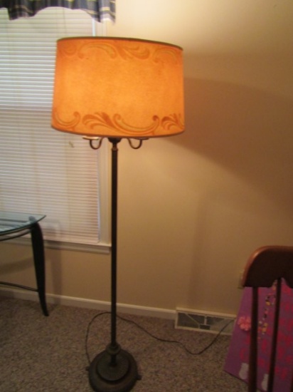 Antique 4 Light Floor Lamp (LOCAL PICK UP ONLY)