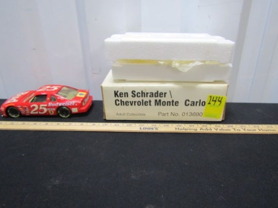 N I B Vtg 1996 Ken Schrader #25 Budweiser Diecast Race Car