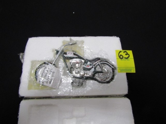 N I B 2008 Dale Jr. Ready To Roll Motorcycle Collection " Mountain Dew Amp Energy "