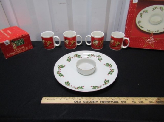4 Ceramic Christmas Mugs And A Chip / Vegetable Dip Plate