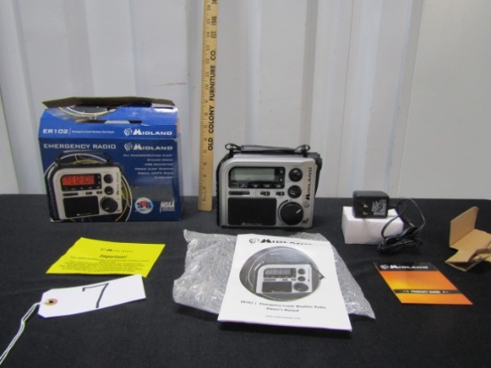 Midland E R 102 Emergency Radio
