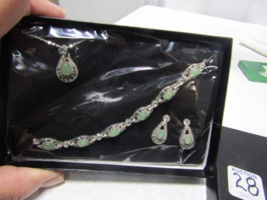 N I B Matching Set Necklace, Pendant, Earrings And Bracelet W/ Jadeite Stones