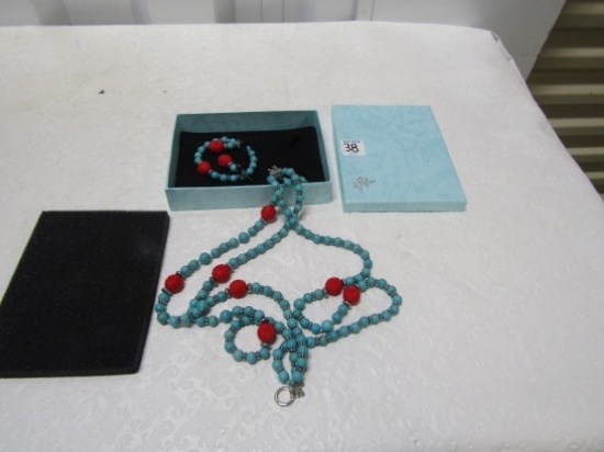 N I B Turqoise And Coral Beaded Necklace, Bracelet And Earrings Set