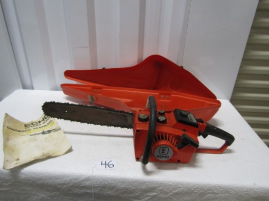 Echo 302 Gas Powered Chainsaw W/ Case And Owner's Manual (LOCAL PICK UP ONLY)