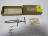 Vtg Veterinary Hyperdermic Syringe And 3 Needles W/ Original Box