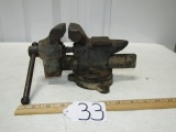 Vtg Cast Iron Vice And Anvil